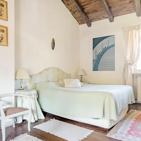 Guest house Antica Cascina Del Medico 3*