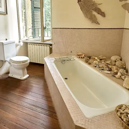 Antica Cascina Del Medico Guest house