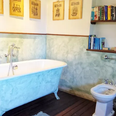 Πανσιόν Antica Cascina Del Medico 3*