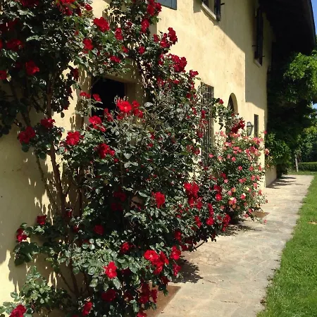 Antica Cascina Del Medico Guest house