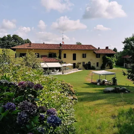 Antica Cascina Del Medico Guest house *